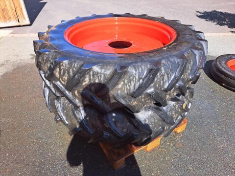 Reifen 13.6R36