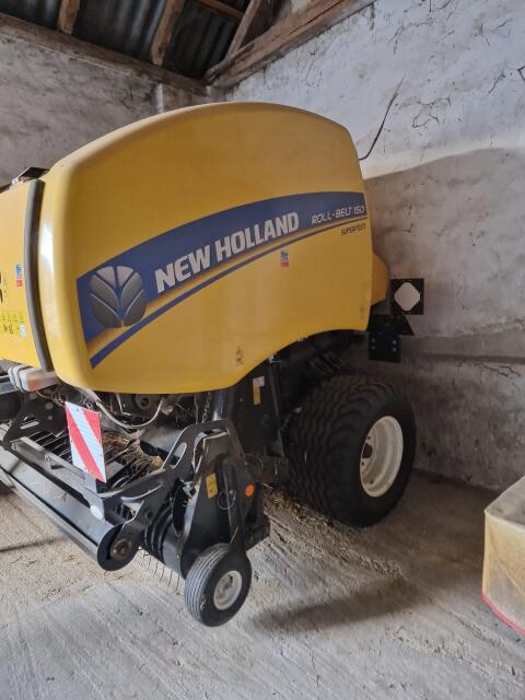 New Holland RB 150 Superfeed