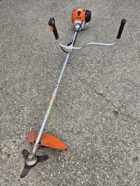 Stihl FS 130 Motorsense Freischneider