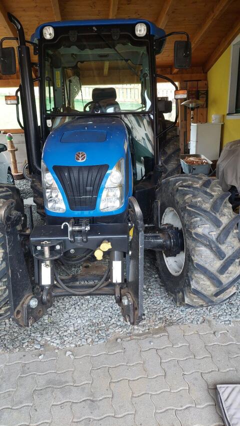 New Holland T4050