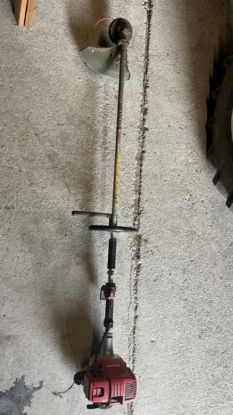 Rasentrimmer, Motorsense Honda UMK 422