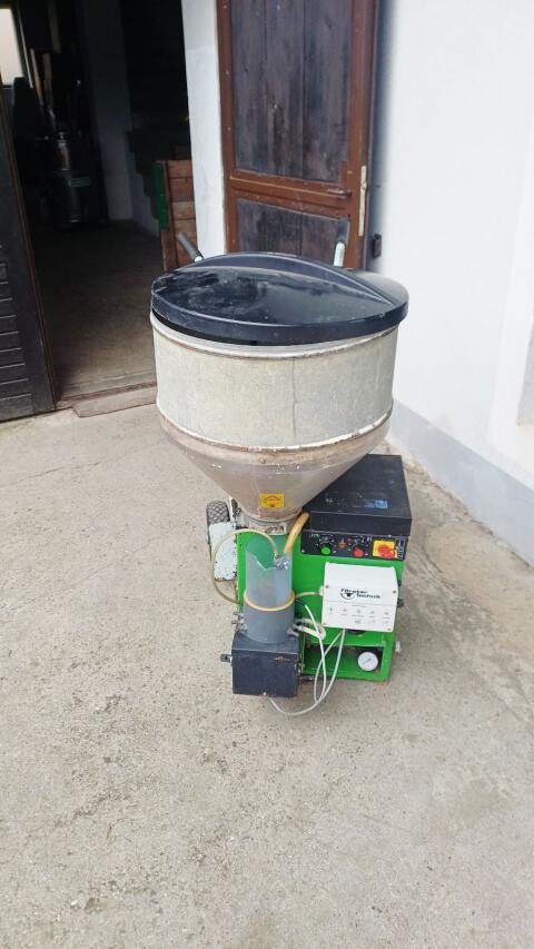 Förster Lämmertränkeautomat