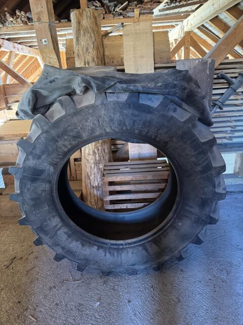 540/65R34