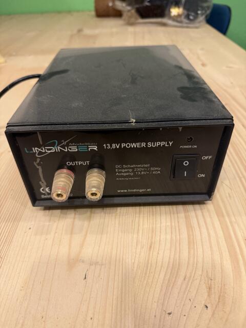 Schaltnetzteil 13,8 V Lindinger