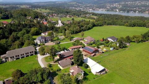 Landwirt:in für biologisch-dynamischen Betrieb gesucht