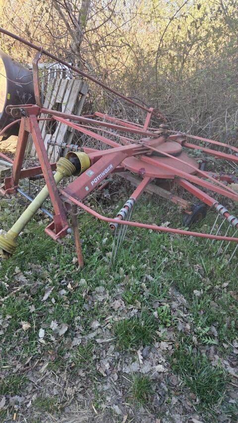 Pöttinger Schwader 321 U