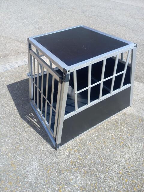 Hundetransportbox