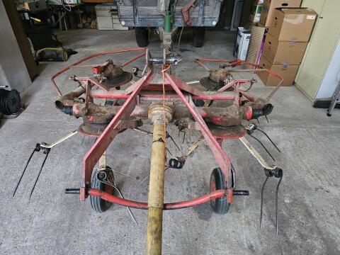 Kreiselheuer Fahr KH 4 SD inkl. Gelenkwelle
