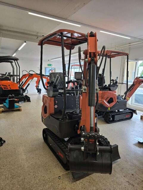 1,2 t Minibagger, 2 Jahre Garantie.