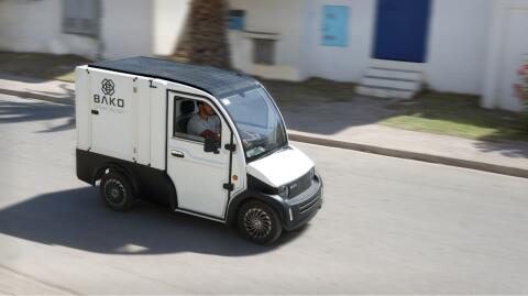 Bako Bee Van el. Transporter