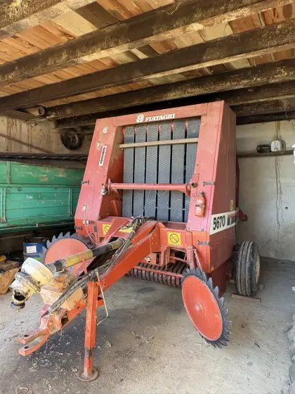 Rundballenpresse Fiatagri Hesston 5670 H