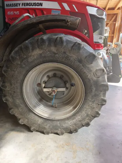 540/65R28