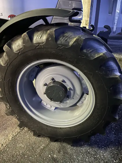 Traktorreifen 440/65 R28