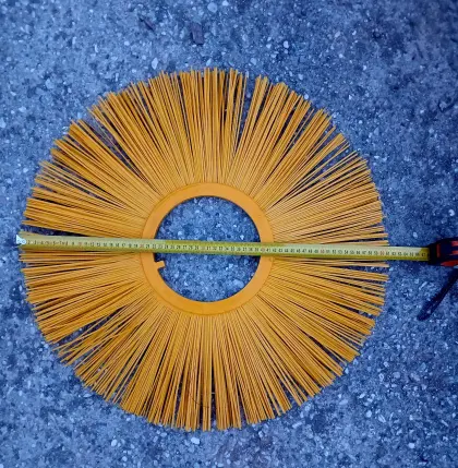 NEU! Scheibenbesen mit Kunststoffbesatz