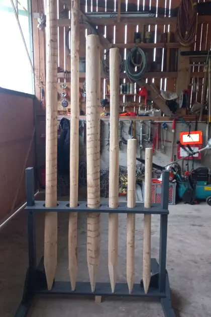 Holz, Zaunpfähle, Stangen, Schälservice