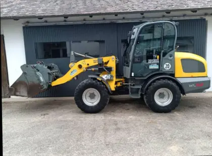 Weidemann 4080 Wacker Neuson WL52