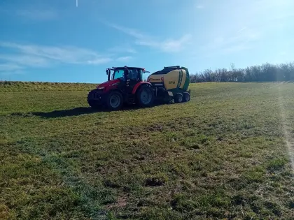 Rundballen pressen und wickeln Krone Fortima V1800MC