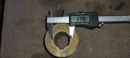 3-rillige Keilriemenscheibe 8 cm Dm. Bohrung 38 mm Dm.