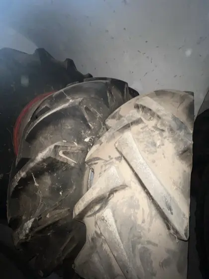 2 Stk. Pionier Reifen 16.9/14-30 inkl. Felge