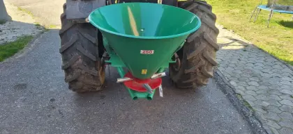 Mineraldüngerstreuer