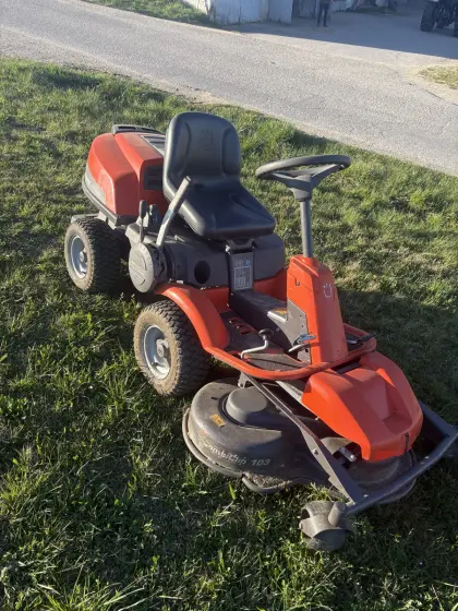 Husqvarna Rider R18 AWD