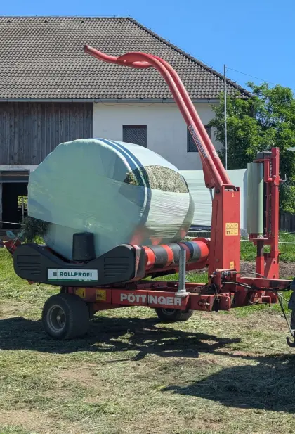 Wickelmaschine Pöttinger Rollprofi G400