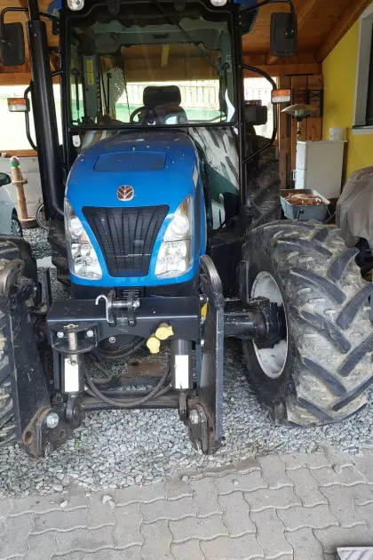 New Holland T4050