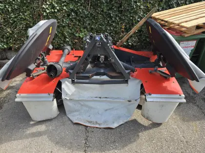 Kuhn Frontmähwerk PZ300F Trommelmähwerk