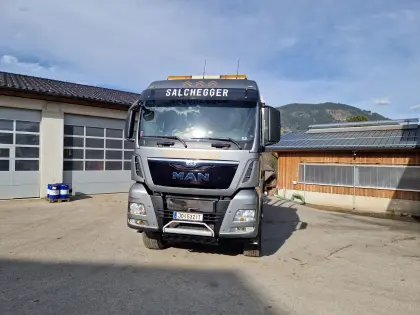 MAN 33.560 6x4 Holztransporter