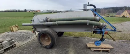 Suche alle Landmaschinen Güllefass Traktoren Miststreuer
