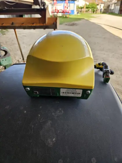 John Deere StarFire 6000