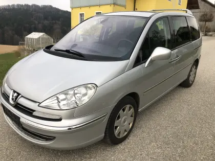 Peugeot 807