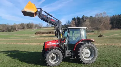 Massey Ferguson 4245