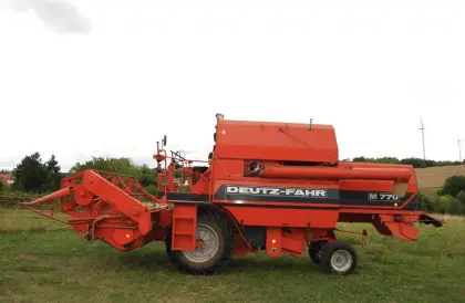 Suche Mähdrescher Deutz M770