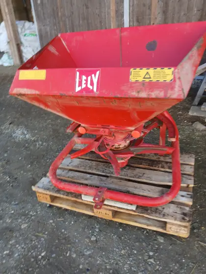 Verkaufe Lely Düngerstreuer