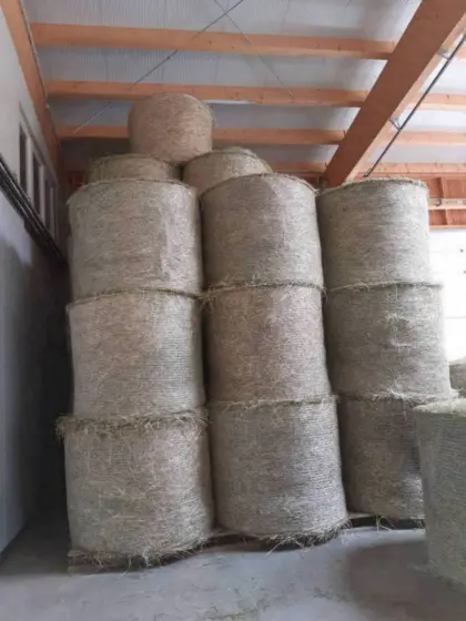 Heu Rundballen, Warmluft getrocknet