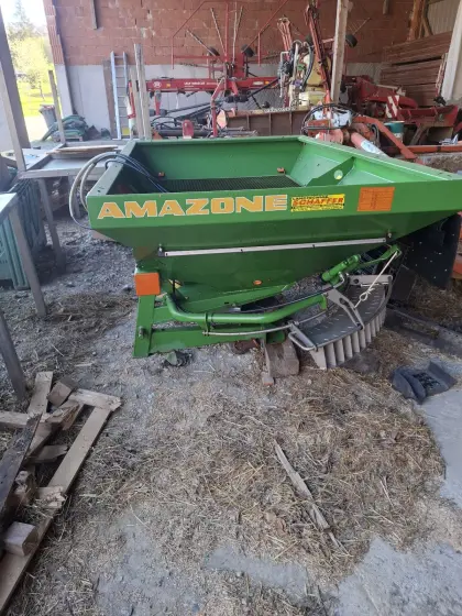 Düngestreuer Amazone ZAX