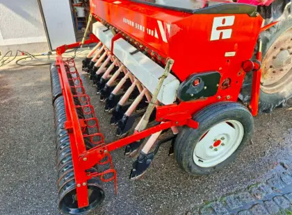 Suche Andrückwalze mit Striegel