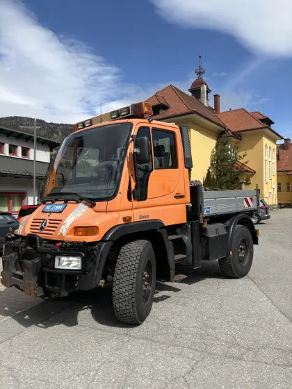 Mercedes Unimog U 300