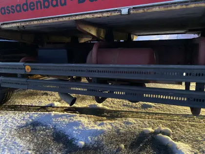 Mercedes 9 14 LKW Pritsche --7,49 t--