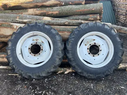 Reifen Alliance Farm Pro 12.4 - 28 mit Felgen