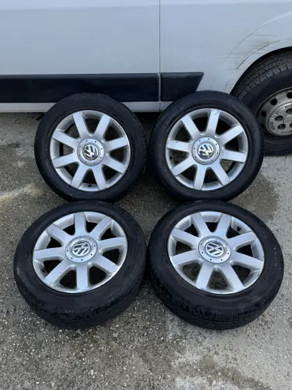 VW Alufelgen mit Sommerreifen 205/55R16