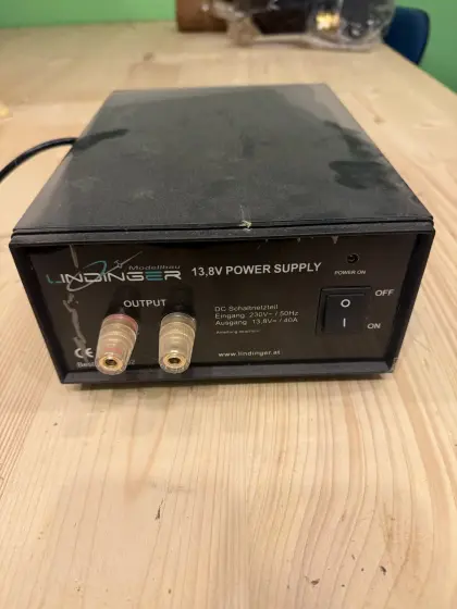 Schaltnetzteil 13,8 V Lindinger