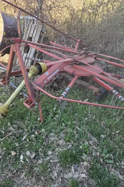 Pöttinger Schwader 321 U