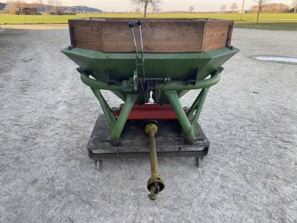 Düngerstreuer Amazone ZA-F 603