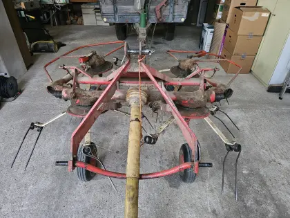 Kreiselheuer Fahr KH 4 SD inkl. Gelenkwelle