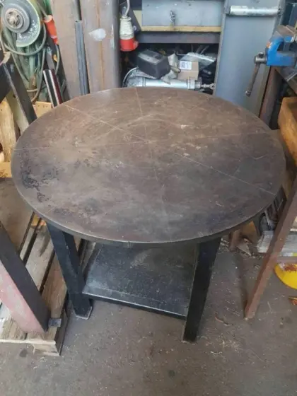 Schweißtisch Rund