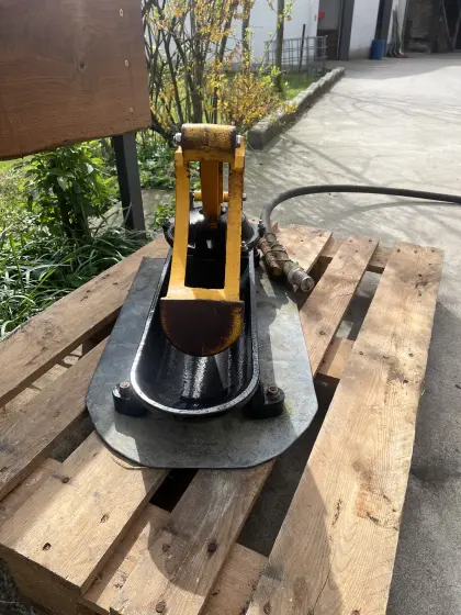 Wassersaugpumpe aus Guss für Rinder