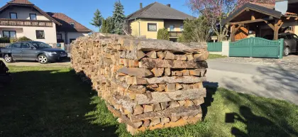 Weiches Brennholz