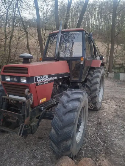 Case 1594 Hydrashift, Fordson Super Dexta und Atlas Kran